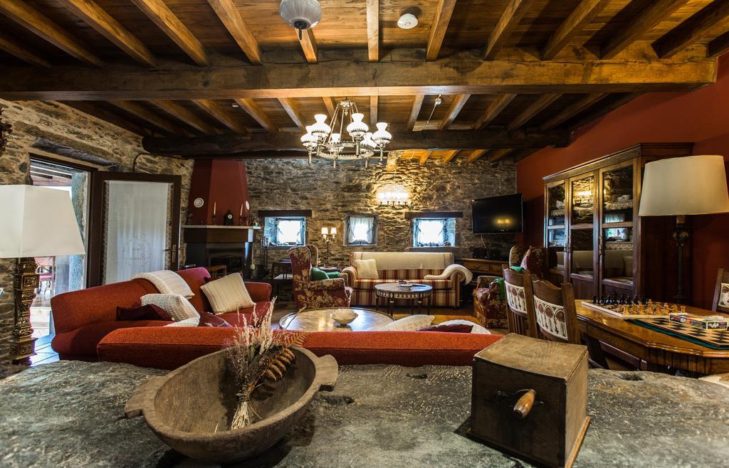 Penzion Casa Pineiro Monfero Exteriér fotografie